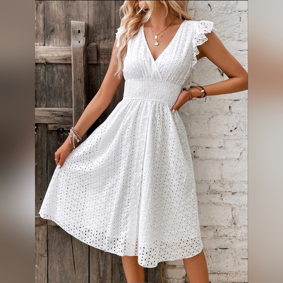 NEW Boho Embroidered Eyelet Lace Ruffle Dress White - Picture 5 of 8